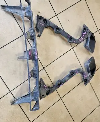 Ford Focus Rear bumper mounting bracket BM51N17B861A
