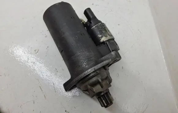 Volkswagen Transporter - Caravelle T5 Starter motor