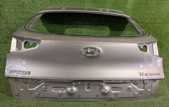 Hyundai Tucson TL Truck tailgate 