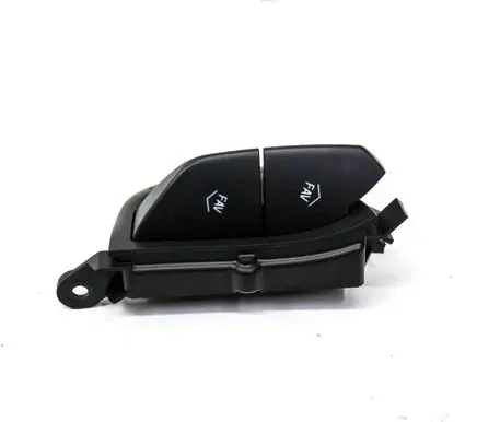 Steering wheel buttons/switches
