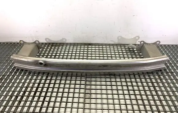 Ford Focus Rear bumper support beam 