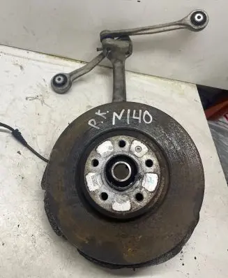 Audi A5 Sportback 8TA Front wheel hub spindle knuckle