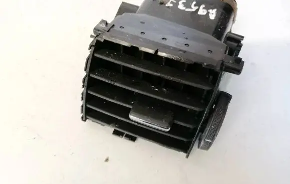 Toyota Auris 150 Dash center air vent grill