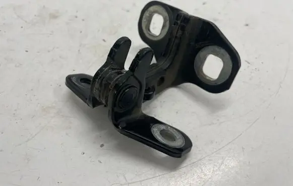 Opel Insignia B Rear door upper hinge