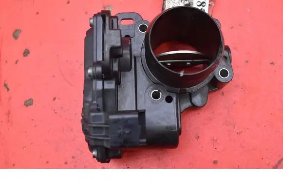 Ford Mondeo MK I Throttle body valve 9806625280