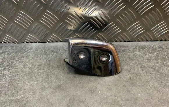 Mercedes-Benz CLS C219 Front door card panel trim A2197202448