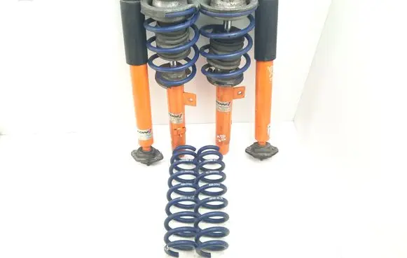 BMW 1 E81 E87 Front shock absorber with coil spring 87501084L KBA91042 29187