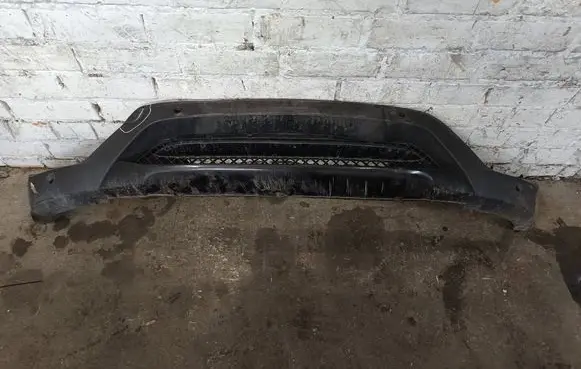 BMW X1 E84 Front bumper lip 7303751