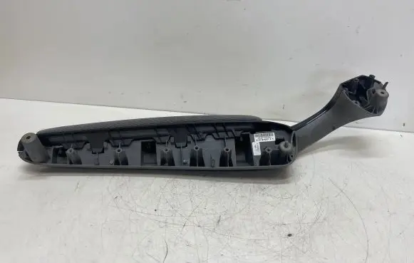 BMW 3 E46 Armrest 8241094