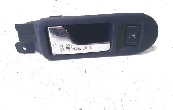 Volkswagen PASSAT B5 Front door interior handle 3B2837113