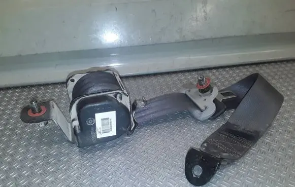 KIA Sportage Rear seatbelt 8981201F000