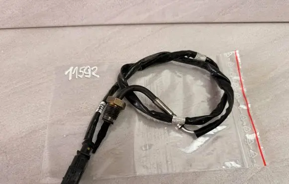 Volkswagen Touran III Exhaust gas temperature sensor 04L906088CE