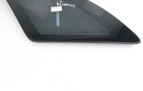 Chevrolet Equinox Rear side window 