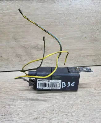 Mercedes-Benz Vito Viano W639 Other relay A6398300084 ZGS002X 603302N04