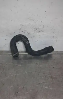 Audi A6 S6 C5 4B Engine coolant pipe/hose 8D0121109H