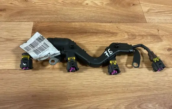 Opel Insignia A Fuel injector wires 55567592 20090127 715001701