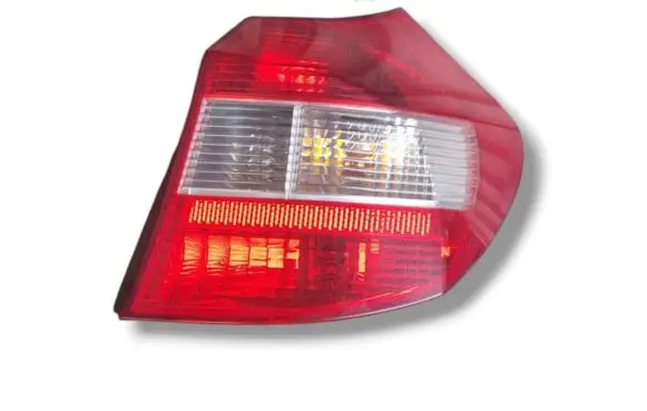 BMW 1 E81 E87 Rear/tail lights 6924502