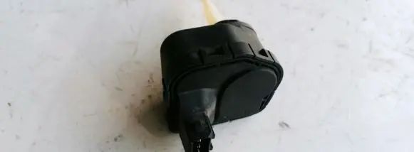 Audi A4 S4 B5 8D Headlight level adjustment motor 4D0941295 0307852315