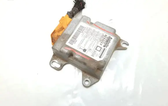 Renault Megane I Airbag control unit/module 8200117651