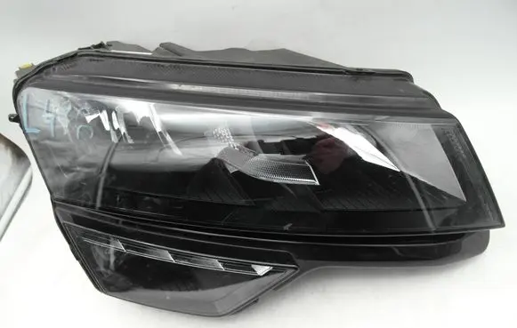 Skoda Karoq Headlight/headlamp 57B941016A 0020503806 25L18918
