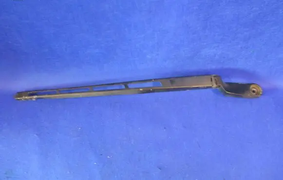 Audi Q7 4L Front wiper blade arm 4L1955407A