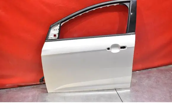 Ford Focus Front door