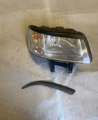 Volkswagen Transporter - Caravelle T5 Headlight/headlamp 1305235738