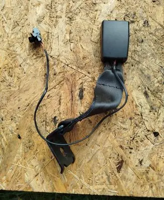 Renault Twingo III Rear seatbelt buckle 34159769C 878162954R A4538602585