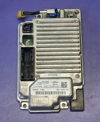 Ford Focus Comfort/convenience module JM5T14G370HNC A13532660 JM5T14G370HN