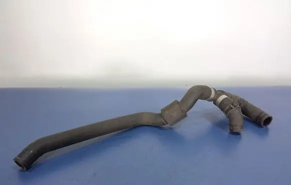 Mercedes-Benz S W222 Engine coolant pipe/hose A2228300300