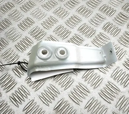 BMW X6 G06 Fender mounting bracket 7418218