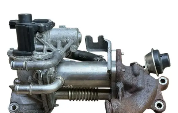 Renault Megane III EGR valve 8200836385 147355713R