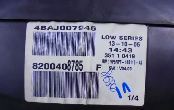Renault Megane II Speedometer (instrument cluster) 8200408785F