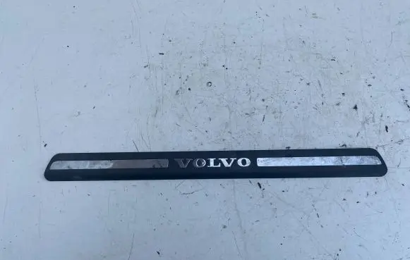 Volvo V70 Front sill trim cover 09178405