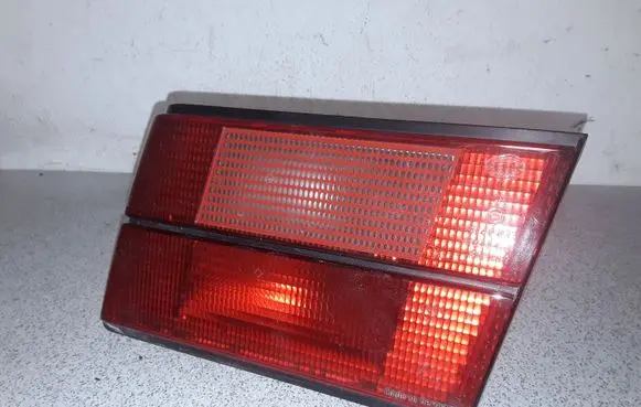 BMW 5 E34 Tailgate rear/tail lights 1384012