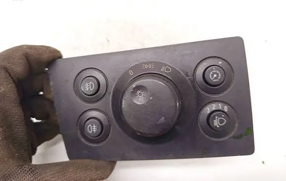 Opel Zafira B Light switch 13205865