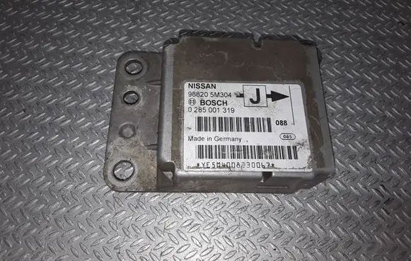 Nissan Almera N16 Airbag control unit/module 988205M304 0285001319