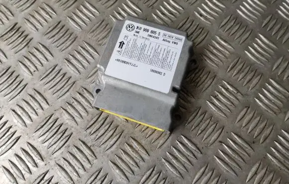 Skoda Octavia Mk2 (1Z) Airbag control unit/module 1K0909605S 5WK43411