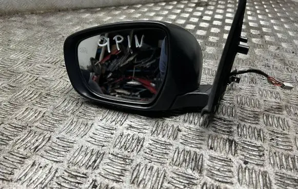 Suzuki Swift III Front door electric wing mirror