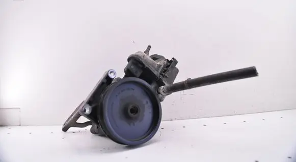 Mercedes-Benz E W212 Power steering pump 7691332150