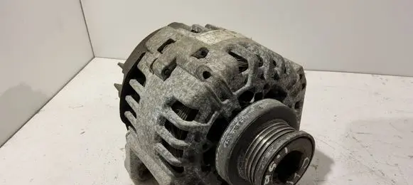 Renault Clio II Generator/alternator C542470A SG12B038 20070905