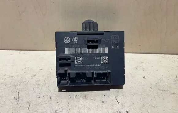 Skoda Superb B6 (3T) Door control unit/module 7N0959795D