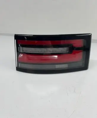 Land Rover Discovery 5 Tailgate rear/tail lights HY3213193BE