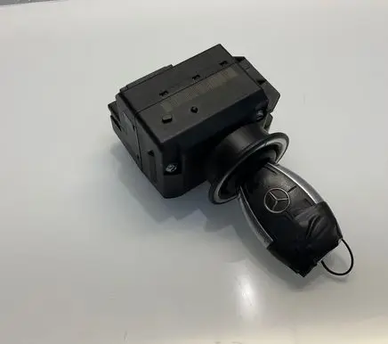 Mercedes-Benz E W211 Ignition lock 2115452308 33002213 5014795461606126