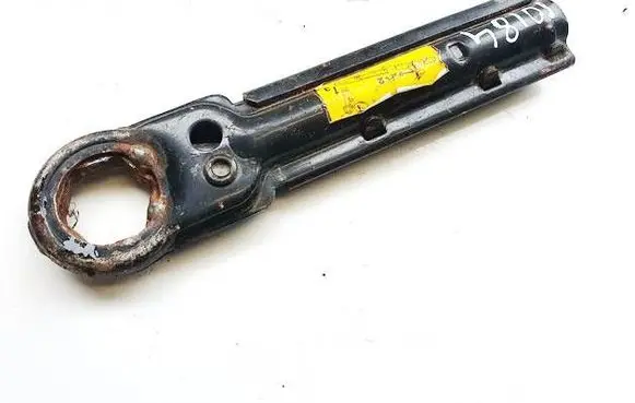 Renault Espace - Grand espace IV Towing hook eye 