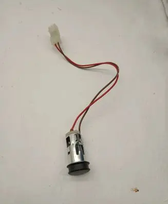 BMW 5 G30 G31 G38 12 V Socket (front) 9197354