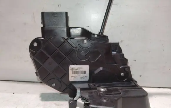 Volvo S80 Front door lock 31253665 A048317 986902104