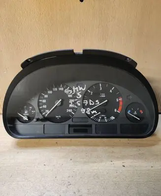 BMW 5 E39 Speedometer (instrument cluster) 62118372361 110008735027 110008735