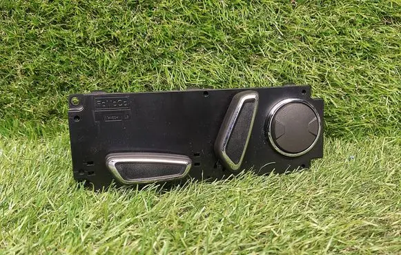 Ford Fusion II Seat control switch DG9T14B709 DG9T14B709AD35B8