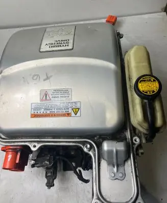 Toyota Prius (NHW20) Voltage converter inverter G920047121